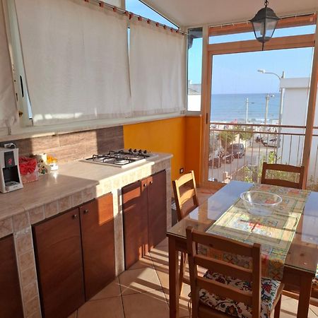 ריאלמונטה Casa Vacanze Villa Melina מראה חיצוני תמונה