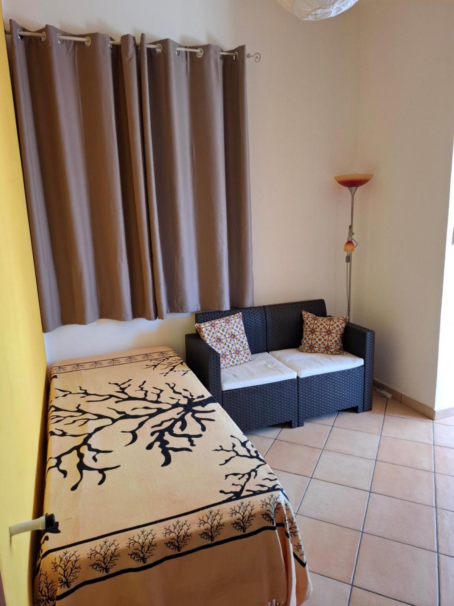 ריאלמונטה Casa Vacanze Villa Melina מראה חיצוני תמונה